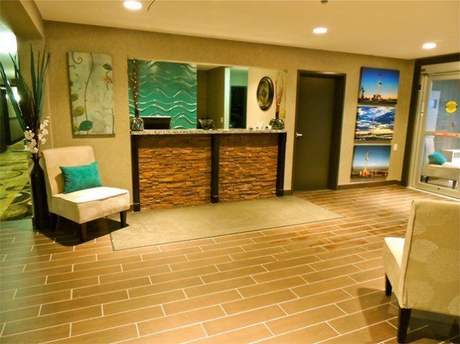 Western Star Inn & Suites Stoughton Екстериор снимка