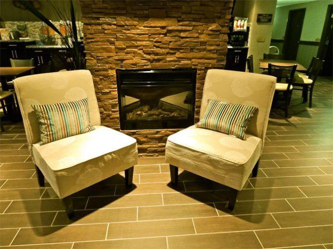 Western Star Inn & Suites Stoughton Екстериор снимка