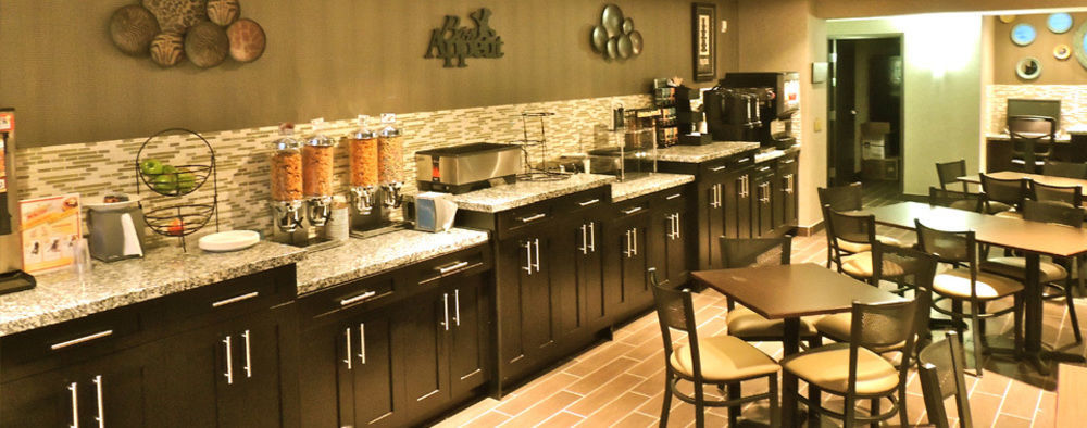 Western Star Inn & Suites Stoughton Екстериор снимка